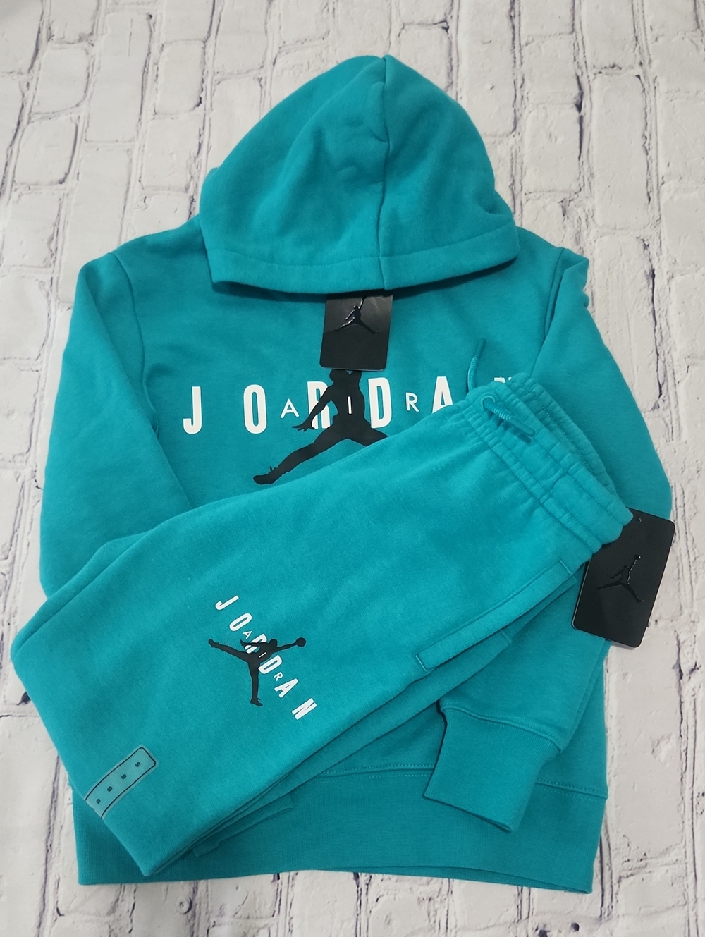 Jordan Kids Jogger Set Size 8-10 Years